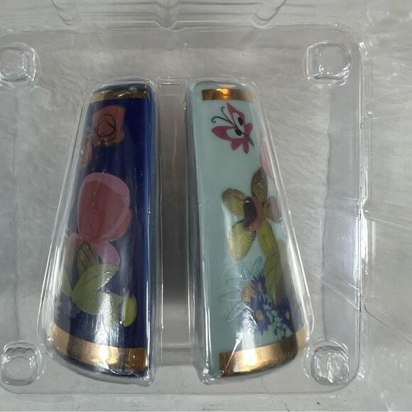 Disney Alice in the Wonderland 70th Mary Blair Salt & Pepper Shaker Set NIB - Picture 12 of 13